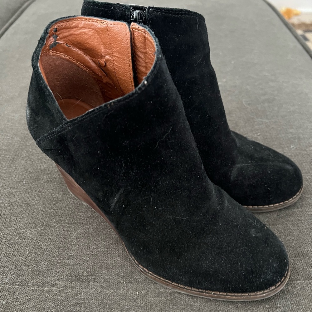 Lucky Brand ankle boots